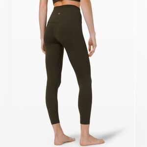 Lululemon Align Pant II 25"
Dark Olive size 2 EUC